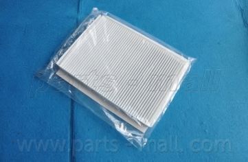 Фильтр, воздух во внутренном пространстве PARTS-MALL PMB-C15