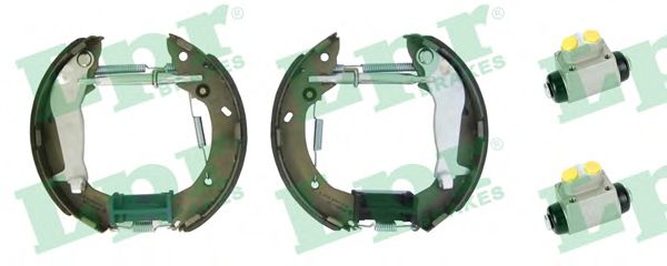 Комплект тормозных колодок LPR OEK700