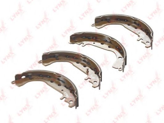 Комплект тормозных колодок LYNXauto BS7501