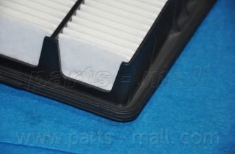 Воздушный фильтр PARTS-MALL PAA061
