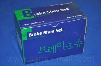 Комплект тормозных колодок PARTS-MALL PLC-009