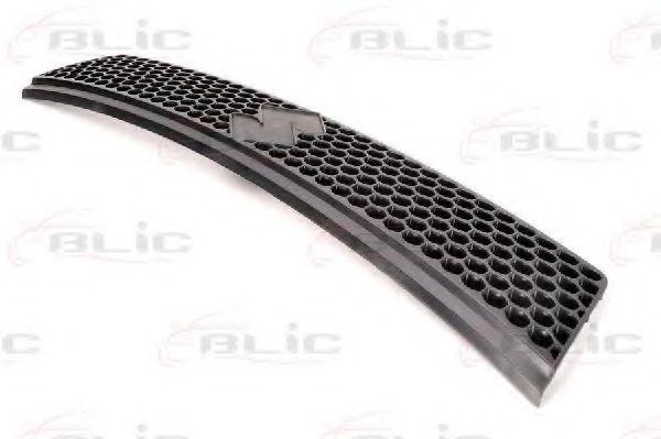 Решетка радиатора SCHLIECKMANN 825304