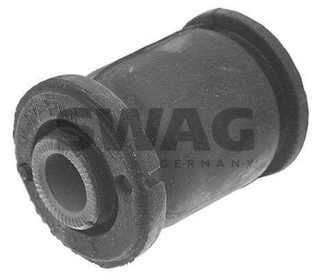 Подвеска, рычаг независимой подвески колеса SWAG 90 94 1392