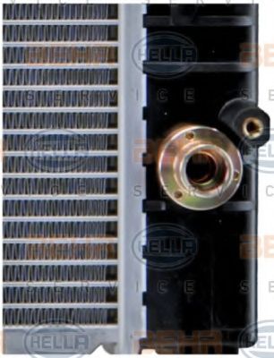 Радиатор, охлаждение двигателя BEHR HELLA SERVICE 8MK376716621