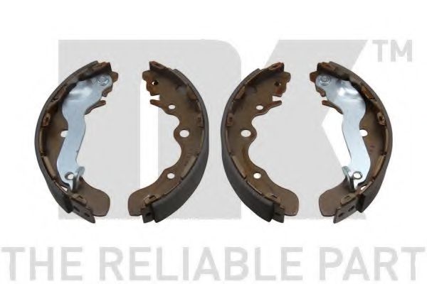 Комплект тормозных колодок NK 2735815