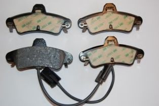 Комплект тормозных колодок, дисковый тормоз ALLIED NIPPON ADB11235