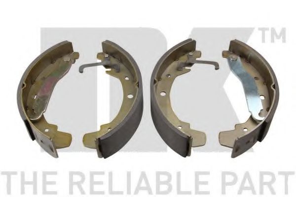 Комплект тормозных колодок NK 2747295