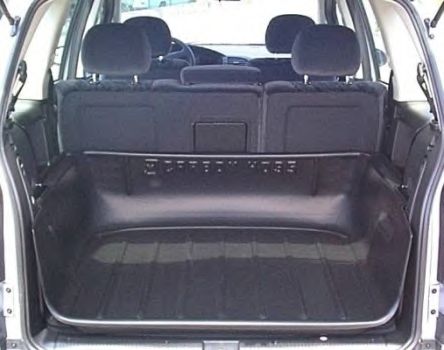 Ванночка для багажника CARBOX 104095000