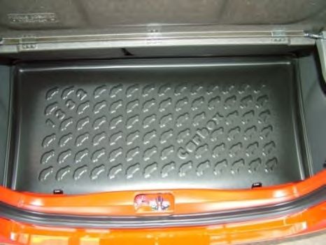 Лоток багажного/грузового отсека CARBOX 201332000