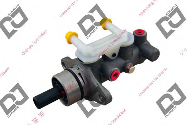Главный тормозной цилиндр DJ PARTS AM1032
