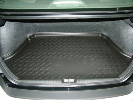 Лоток багажного/грузового отсека CARBOX 207327000
