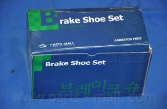 Комплект тормозных колодок PARTS-MALL PLB-003