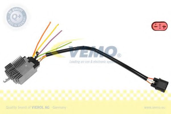 Блок управления, эл. вентилятор (охлаждение двигателя) VEMO V10-79-0021