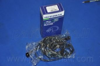 Комплект проводов зажигания PARTS-MALL PEA-E10