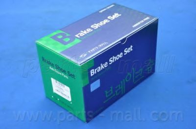Комплект тормозных колодок PARTS-MALL PLB-016