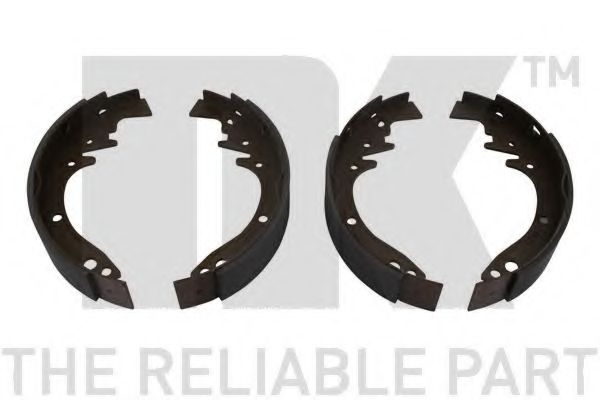 Комплект тормозных колодок NK 2748243