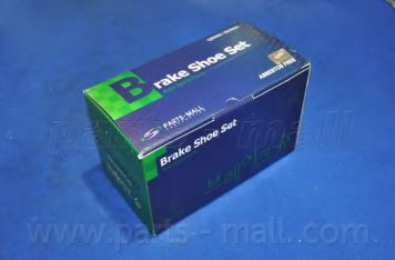 Комплект тормозных колодок PARTS-MALL PLA-007