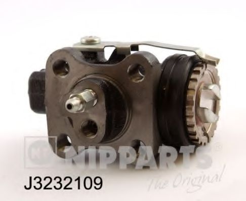 Колесный тормозной цилиндр NIPPARTS J3232109