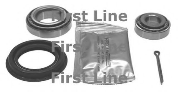 Комплект подшипника ступицы колеса FIRST LINE FBK146