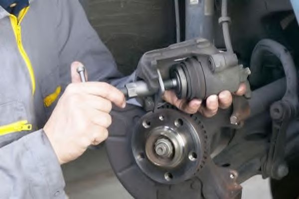 Компл. вращ./возвратн. инструм., поршень корпуса скобы торм. JMP 6120315