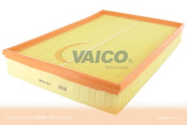 Воздушный фильтр VAICO V20-0608