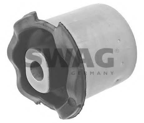 Подвеска, рычаг независимой подвески колеса SWAG 22 94 7573