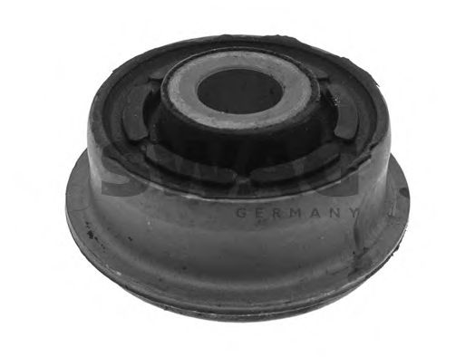 Подвеска, рычаг независимой подвески колеса SWAG 30 79 0028