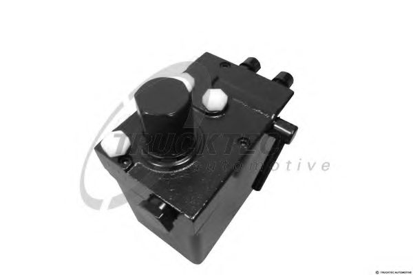 Опрокидывающий насос, кабина TRUCKTEC AUTOMOTIVE 05.44.007