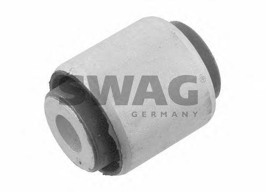 Подвеска, рычаг независимой подвески колеса SWAG 30 93 0688