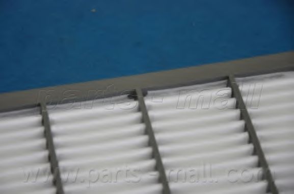 Воздушный фильтр PARTS-MALL PAF010