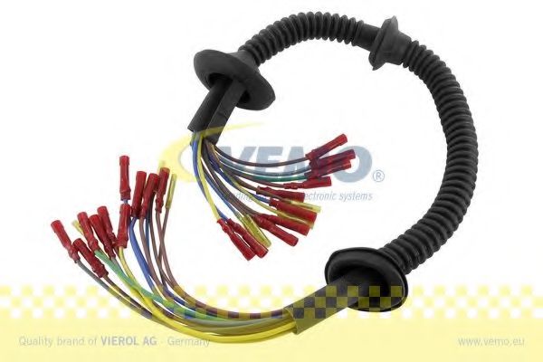 Ремонтный комплект, кабельный комплект VEMO V20-83-0006